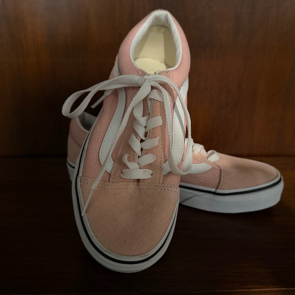 Vans Women's Pink and White Sneakers